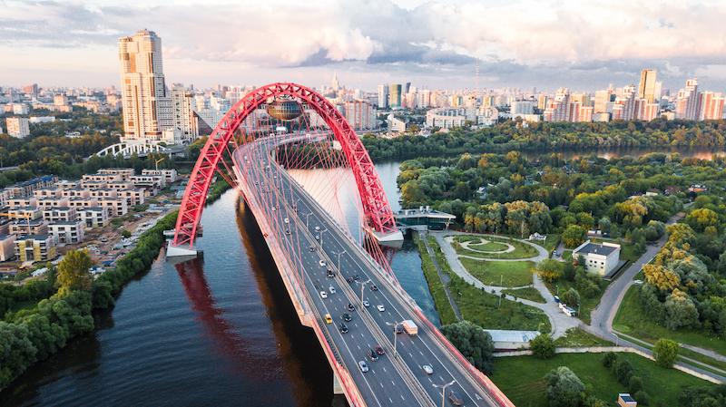 Мост через Москву-реку